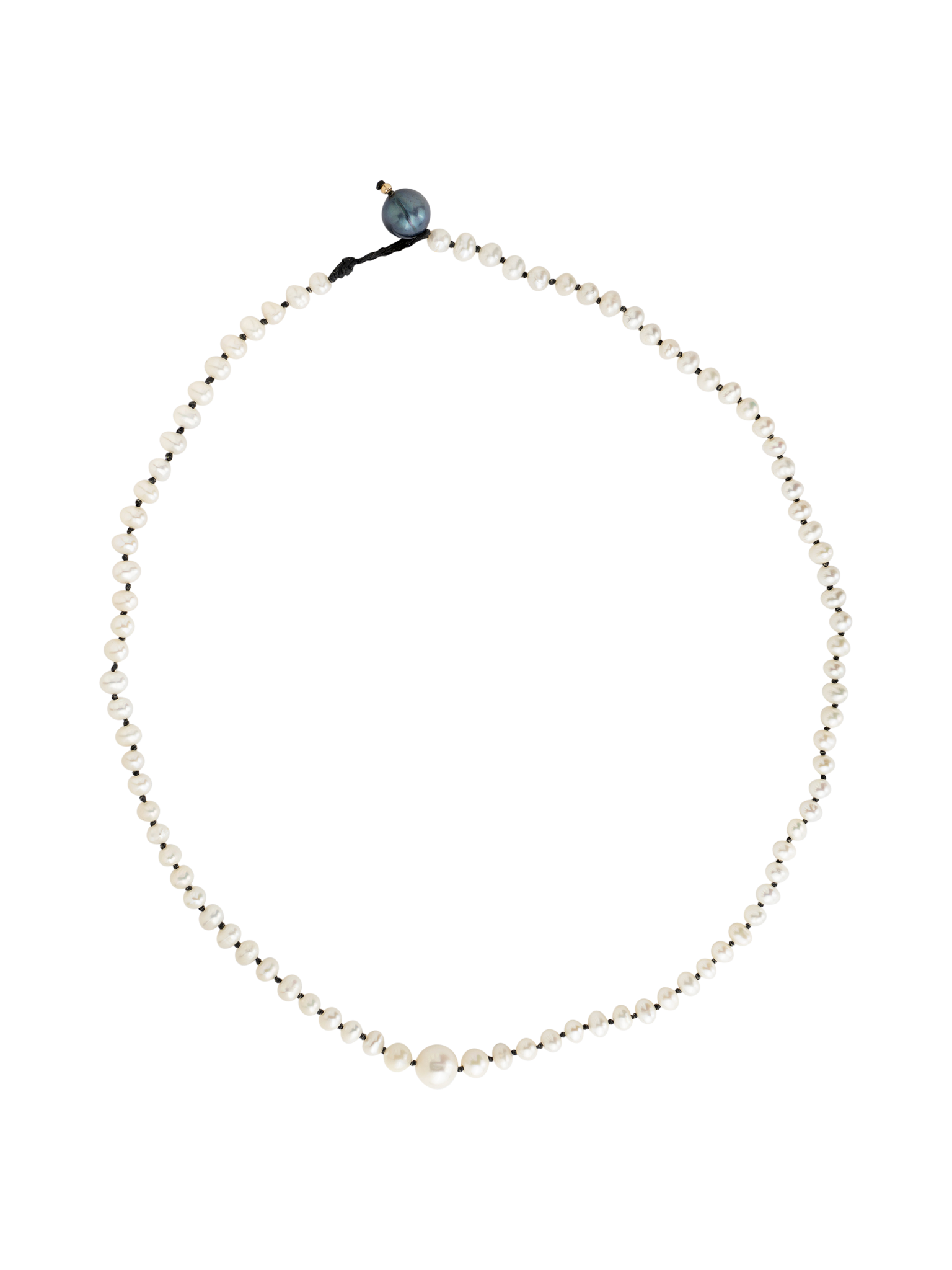 Petit pearl necklace
